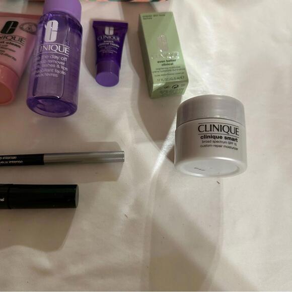 Clinique set - Picture 4 of 7